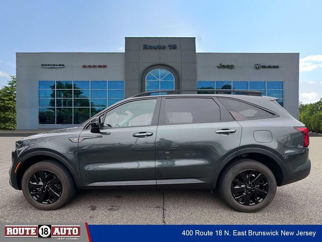 Used 2023 Kia Sorento S w/ Panoramic Sunroof Package AWD/4WD image 6