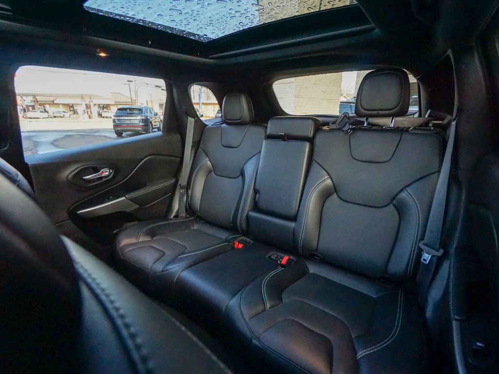 Used 2021 Jeep Cherokee Latitude Lux 80th Anniv w/ Quick Order Package 26U 80TH image 26