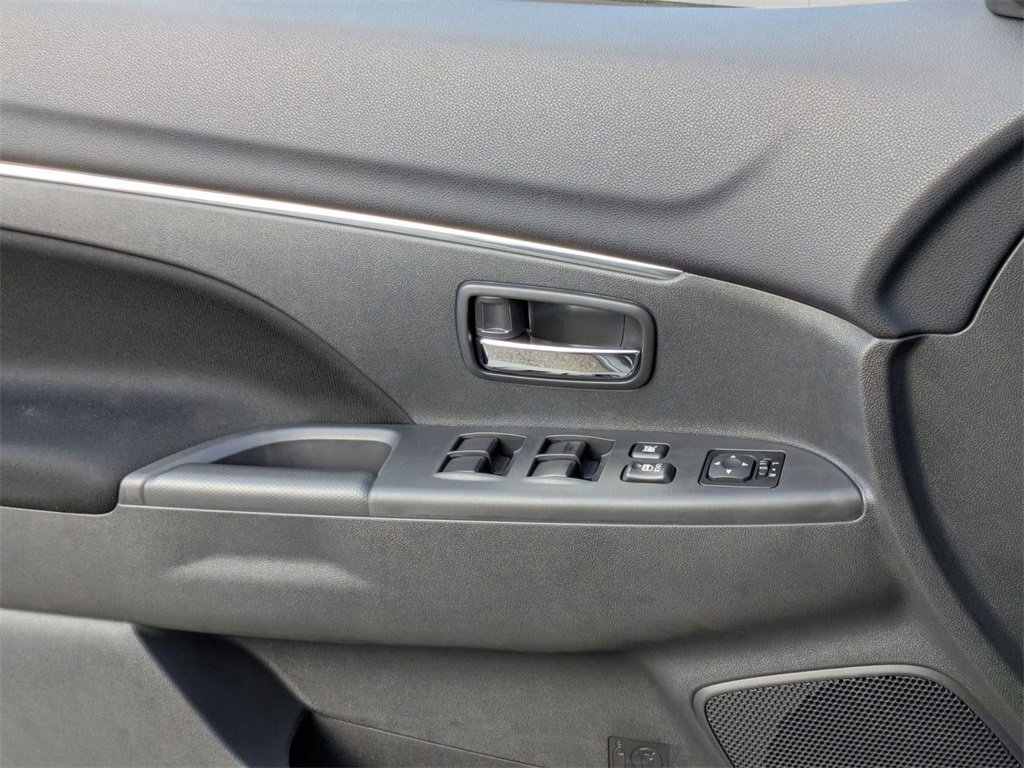 New 2025 Mitsubishi Outlander Sport LE image 14