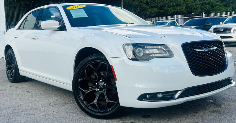 Used 2019 Chrysler 300 S image 7