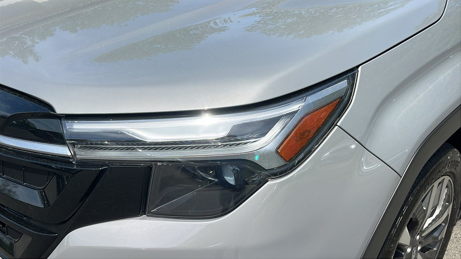 Certified 2025 Subaru Forester Touring AWD/4WD image 9