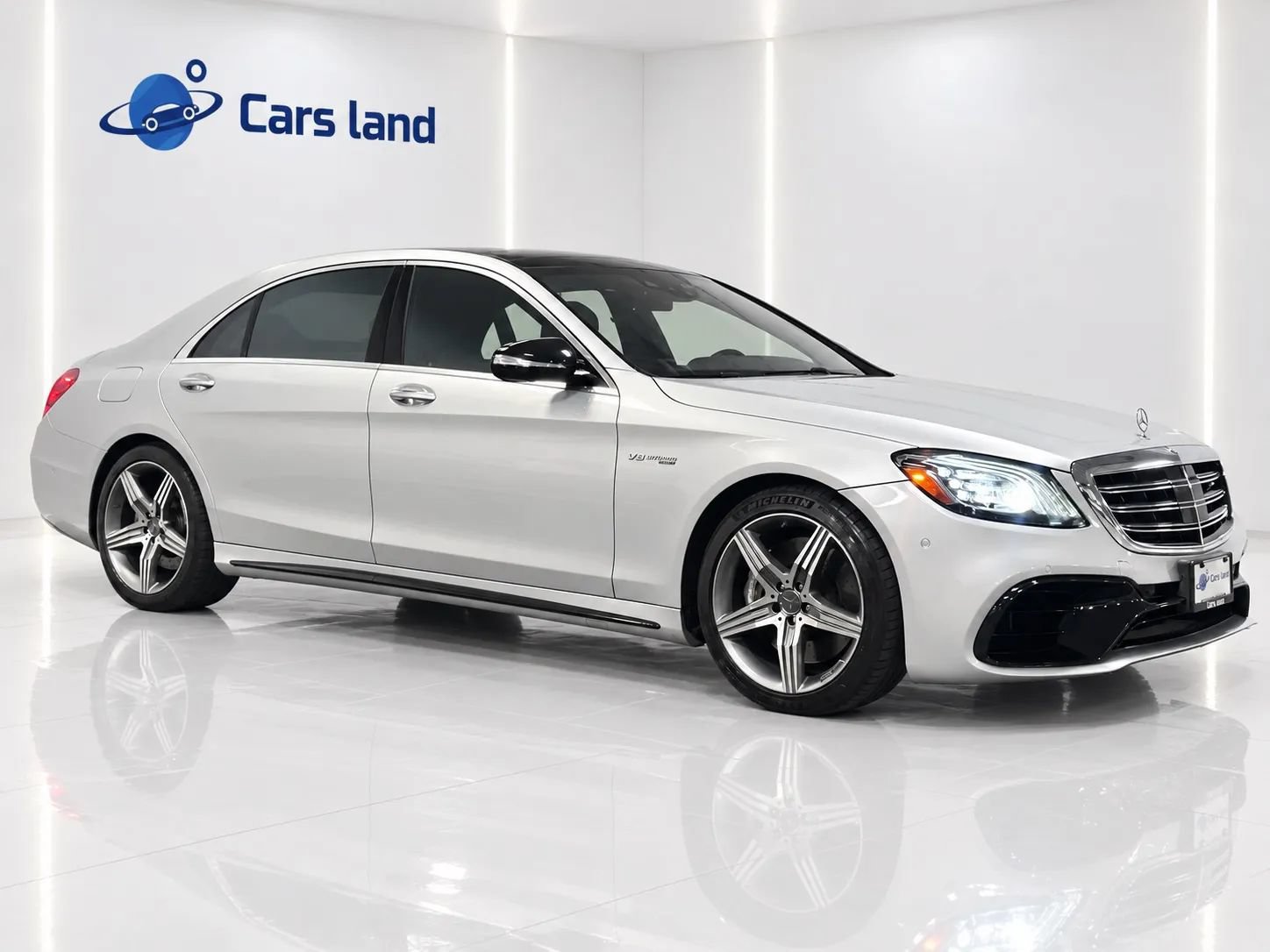 Used 2019 Mercedes-Benz S 63 AMG S 4MATIC Sedan image 2
