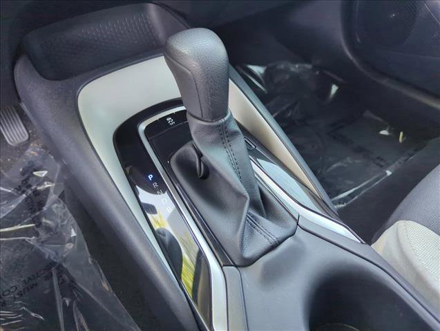 Used 2026 Toyota Corolla LE FWD image 15