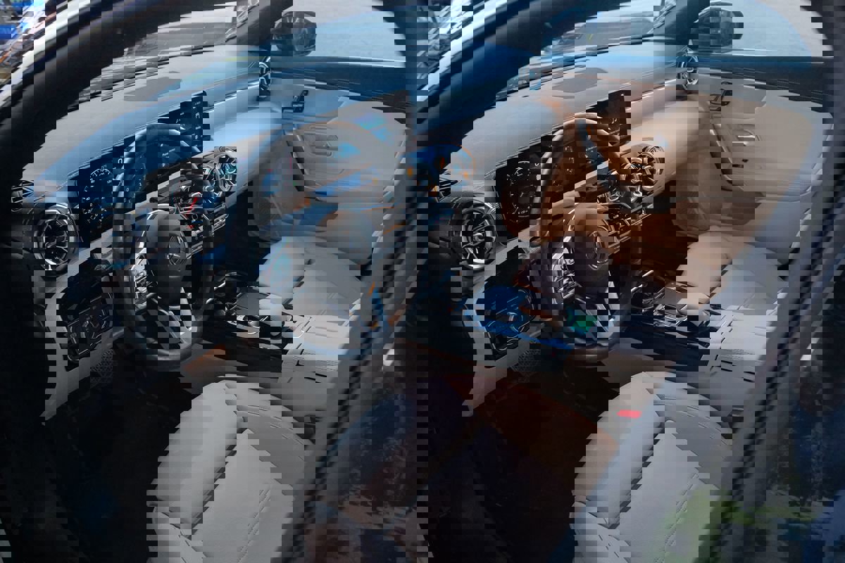 Used 2020 Mercedes-Benz CLA 250 image 41