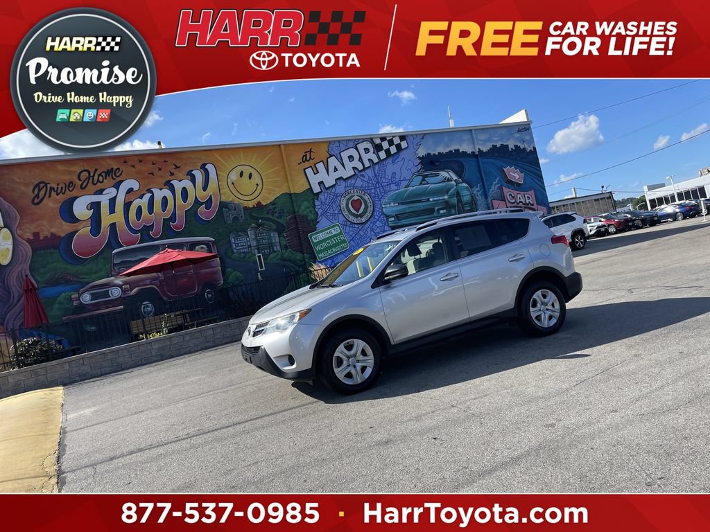 Used 2015 Toyota RAV4 LE AWD/4WD image 1