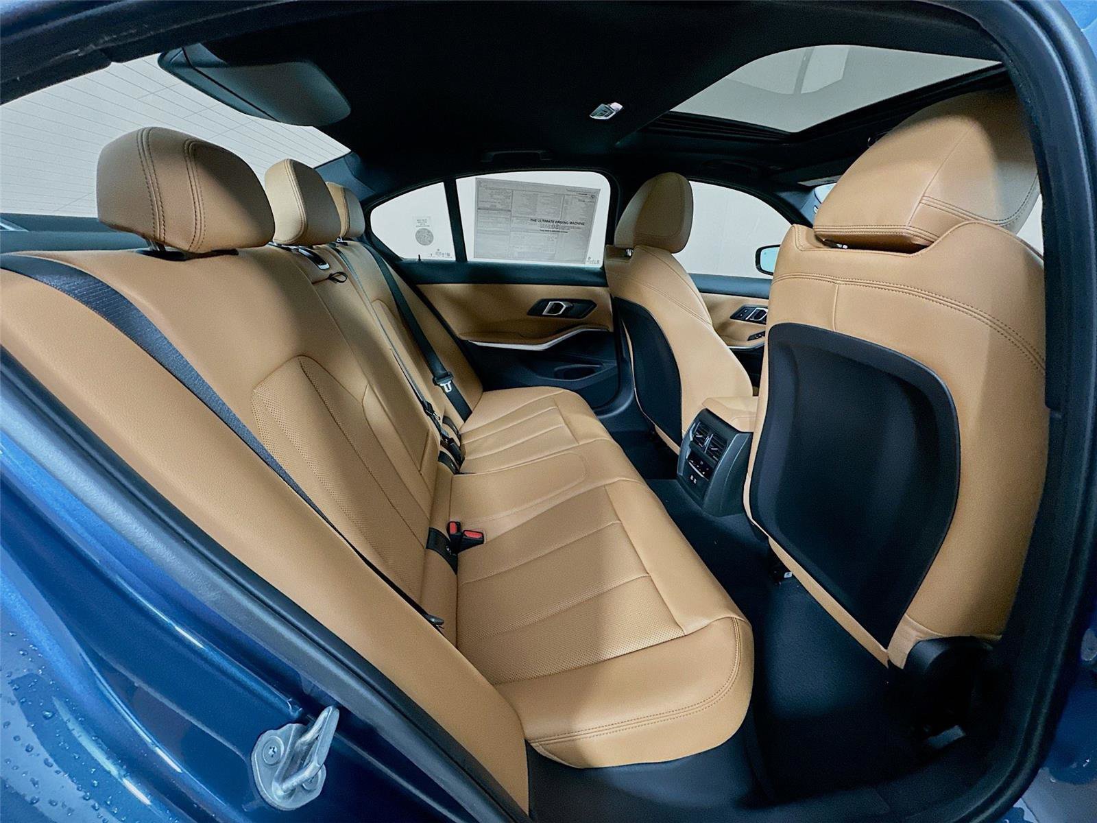 New 2026 BMW 330i xDrive Sedan w/ M Sport Package image 28