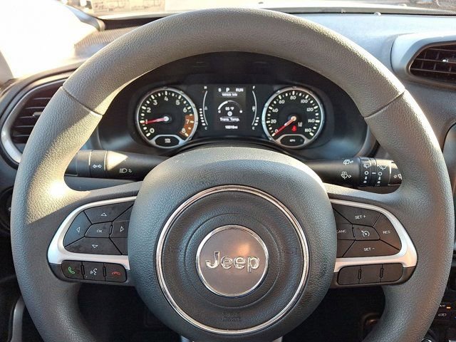 Certified 2023 Jeep Renegade Latitude image 23