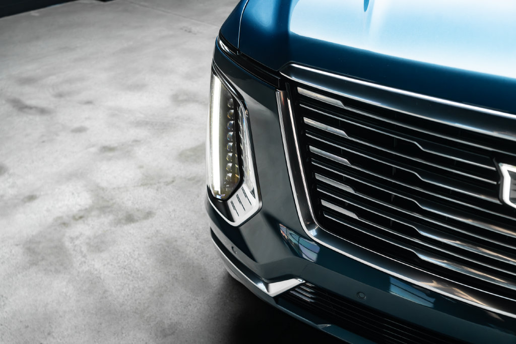 Used 2025 Cadillac Escalade Premium Luxury Platinum AWD/4WD image 6