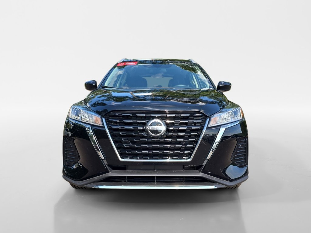 Certified 2024 Nissan Kicks SV image 9