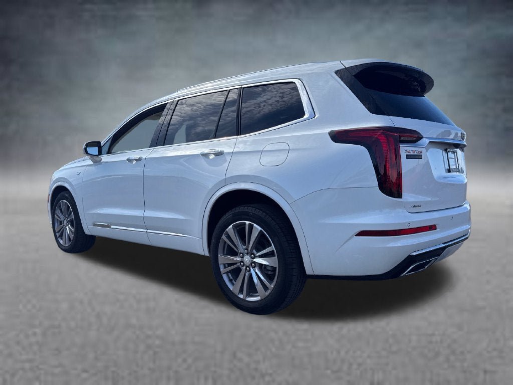 Certified 2024 Cadillac XT6 Premium Luxury w/ LPO, Floor Liner Package AWD/4WD image 6