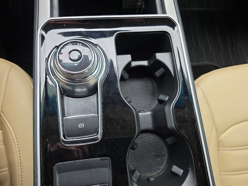 Used 2020 Ford Edge SEL w/ Convenience Package AWD/4WD image 24