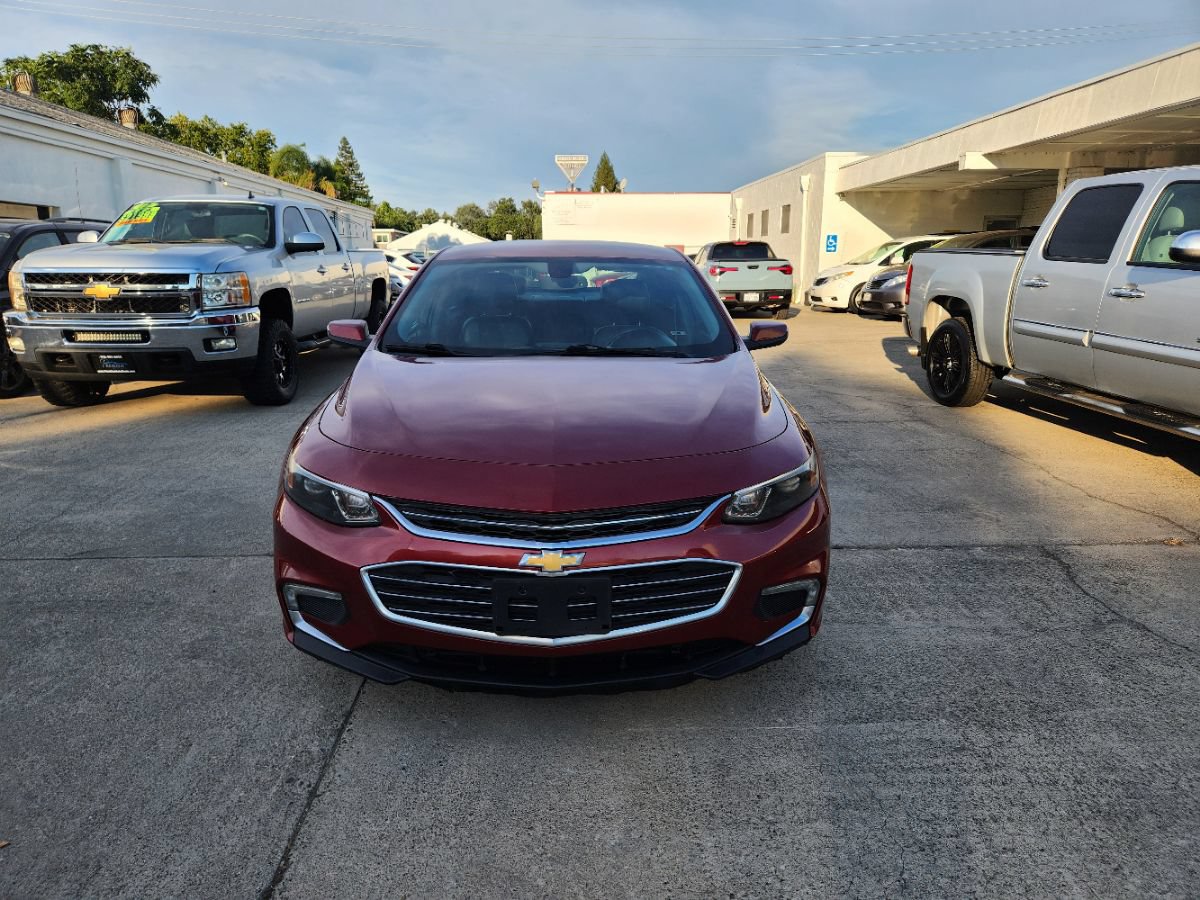 Used 2016 Chevrolet Malibu LT w/ Leather Package FWD image 7