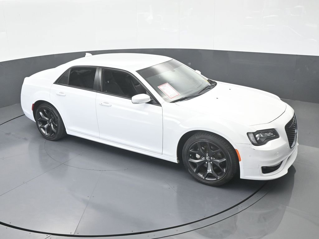 Used 2023 Chrysler 300 Touring L image 49