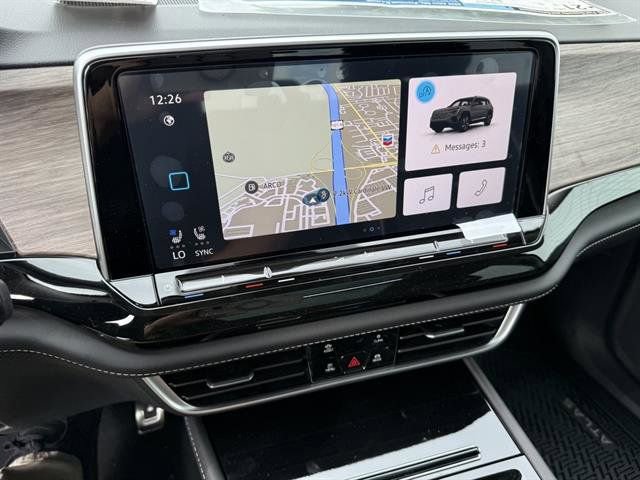 New 2025 Volkswagen Atlas SEL Premium R-Line image 24