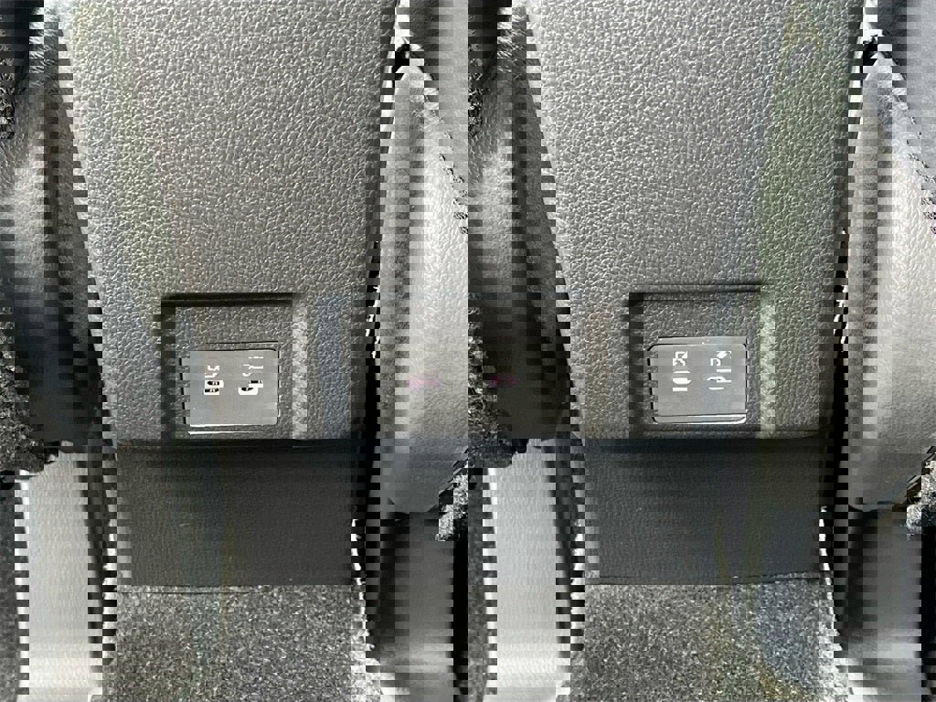 New 2026 Mitsubishi Eclipse Cross SEL image 31