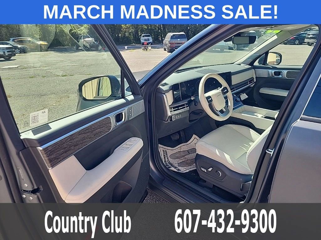 Used 2025 Hyundai Santa Fe Limited image 10