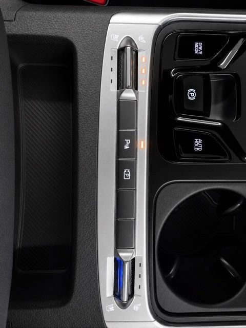 Used 2026 Kia Carnival SX w/ SX Dark Edition Package FWD image 37