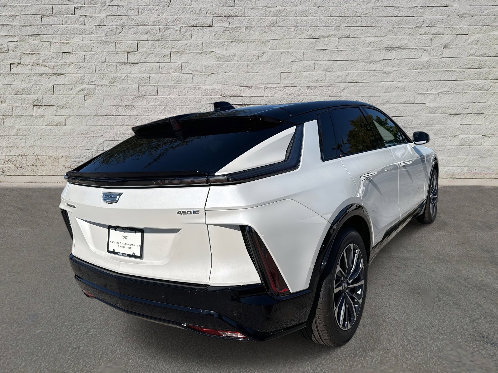 New 2025 Cadillac Lyriq Sport image 5