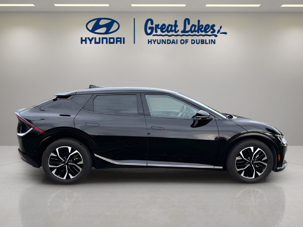 Used 2023 Kia EV6 Wind w/ Wind Technology Package AWD/4WD image 6