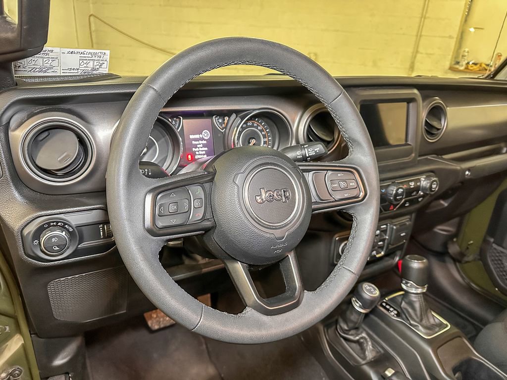 Certified 2023 Jeep Gladiator Sport image 23