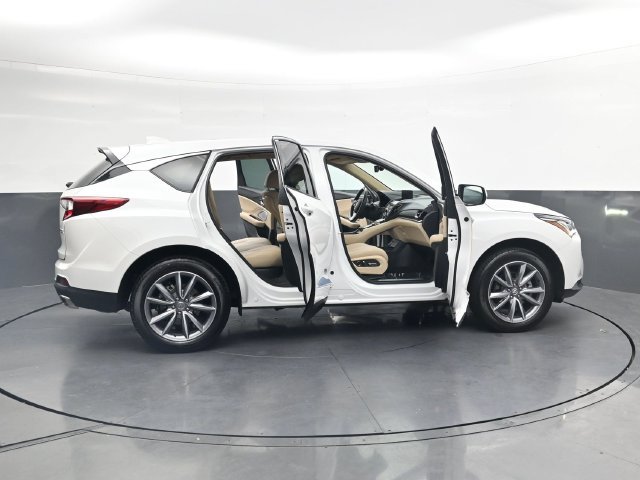 Used 2023 Acura RDX w/ Technology Package FWD image 39