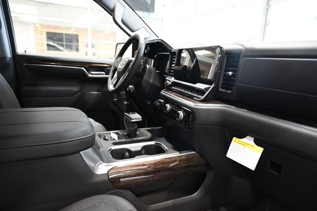 New 2026 GMC Sierra 1500 Elevation w/ Elevation Premium Package image 16