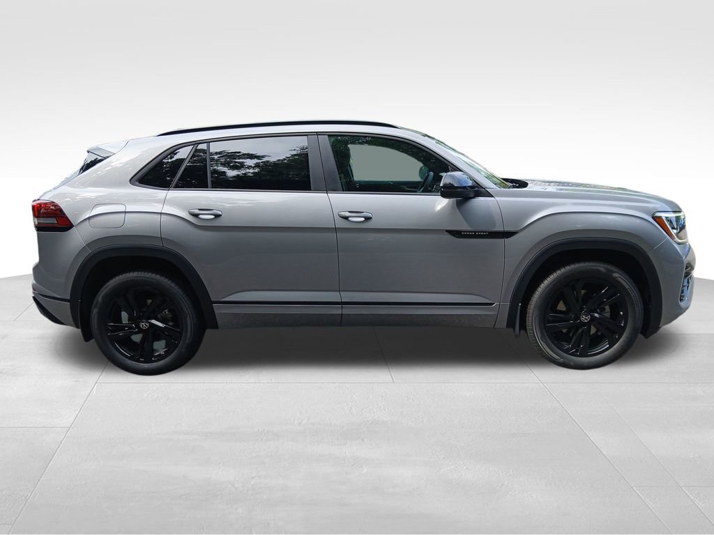 New 2026 Volkswagen Atlas Cross Sport SEL R-Line image 6
