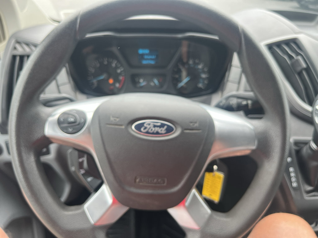 Used 2015 Ford Transit 250 130 Low Roof w/ Exterior Upgrade Package RWD image 23