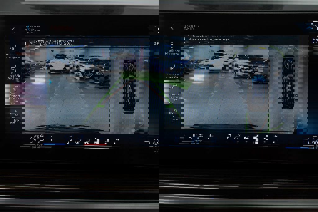 Used 2026 BMW X5 xDrive40i AWD/4WD image 18