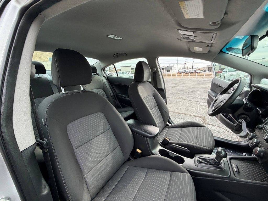 Used 2016 Kia Forte LX w/ LX Popular Plus Package FWD image 19