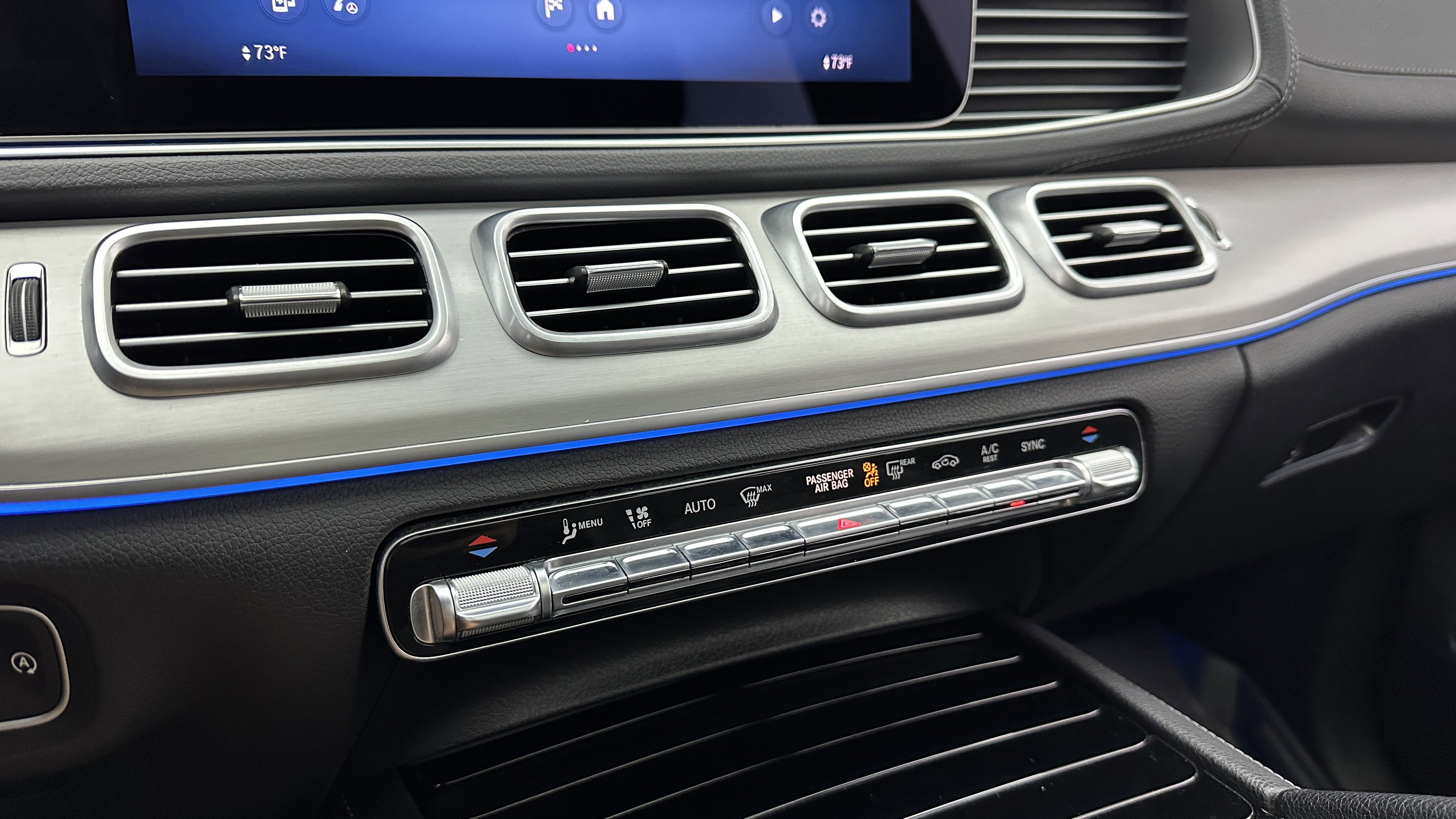 Used 2024 Mercedes-Benz GLS 450 4MATIC image 14