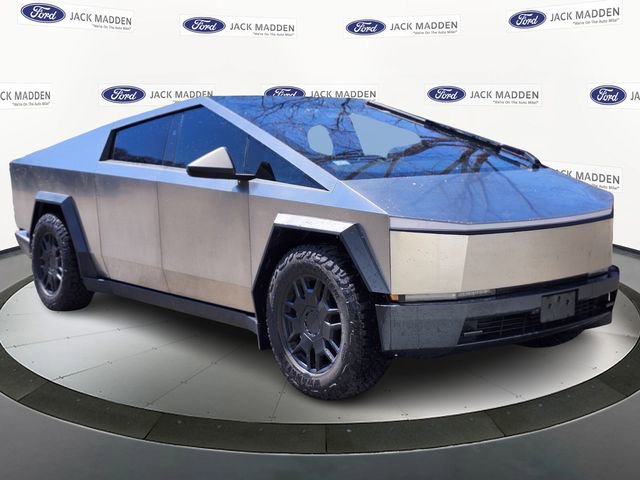 Used 2024 Tesla Cybertruck AWD Crew Cab image 7