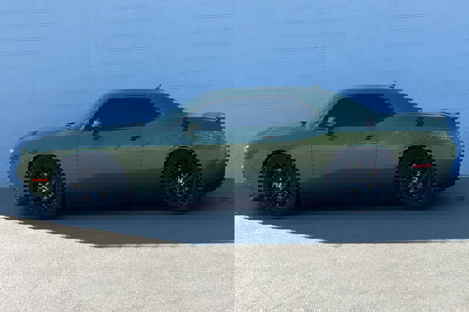 Used 2018 Dodge Challenger SXT Plus image 6