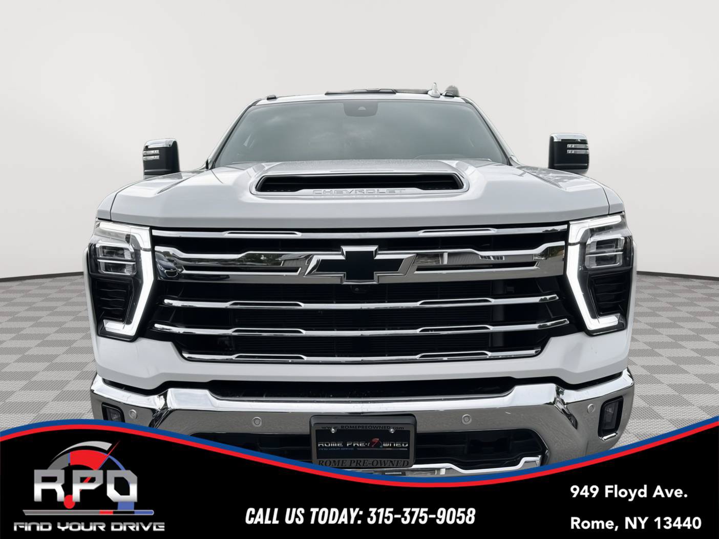 Used 2024 Chevrolet Silverado 2500 LTZ w/ LTZ Convenience Package AWD/4WD image 8