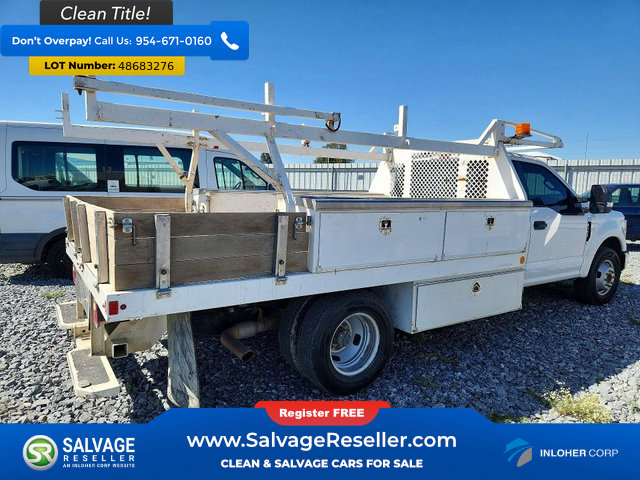 Used 2020 Ford F350 XL w/ Power Equipment Group image 4