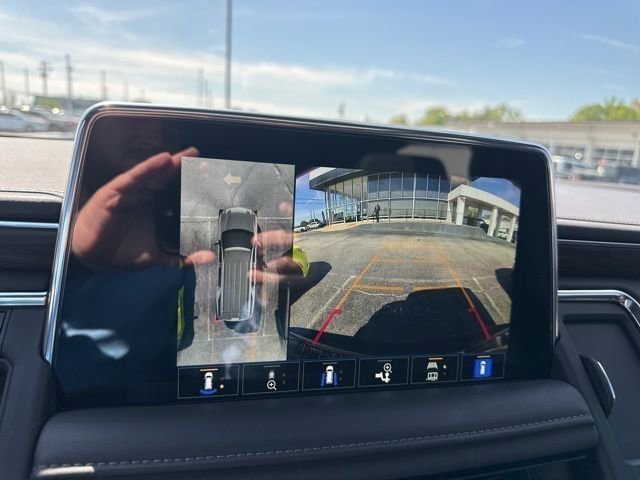 Used 2023 Chevrolet Tahoe LT w/ Luxury Package image 35