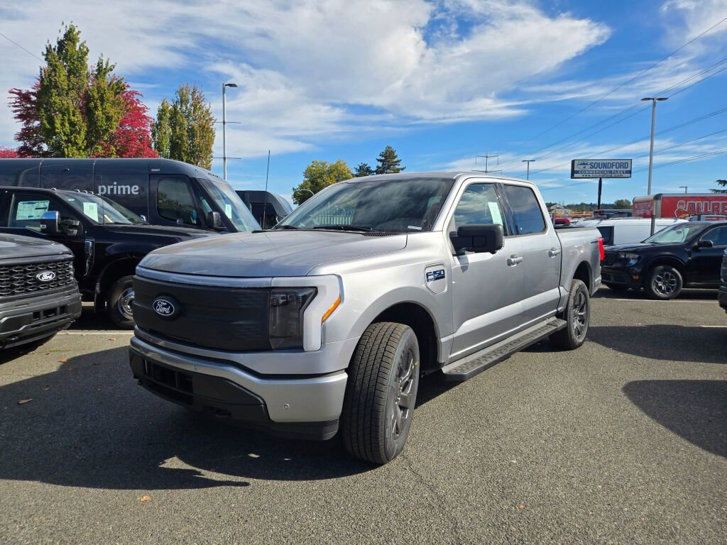 New 2025 Ford F150 Lightning Flash AWD/4WD image 1