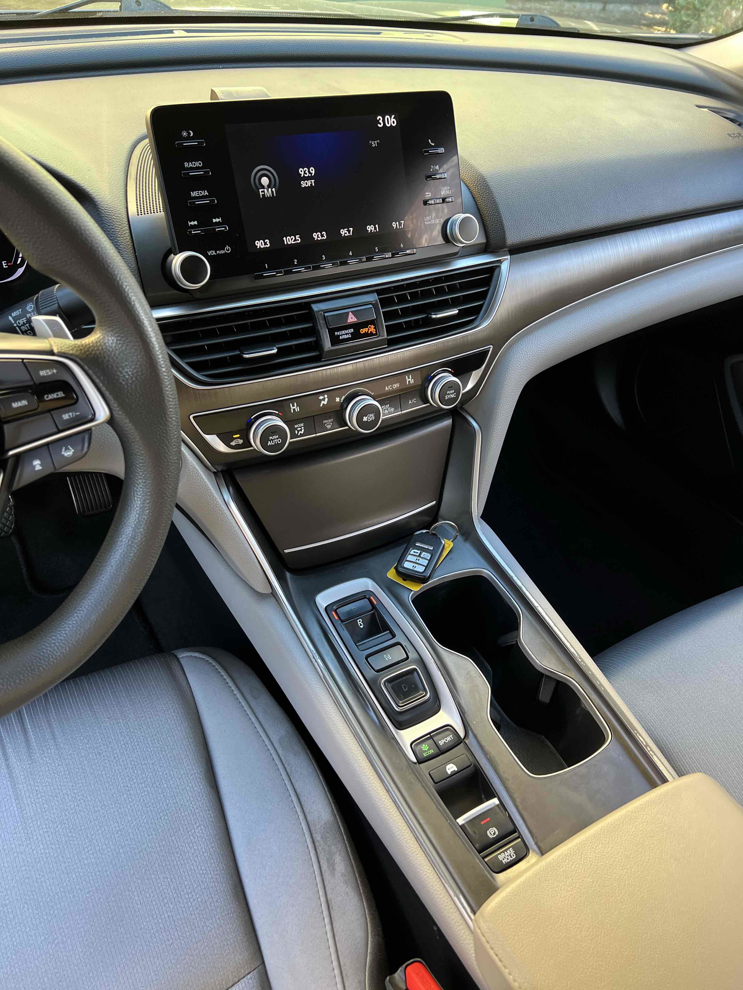 Used 2019 Honda Accord Hybrid image 30