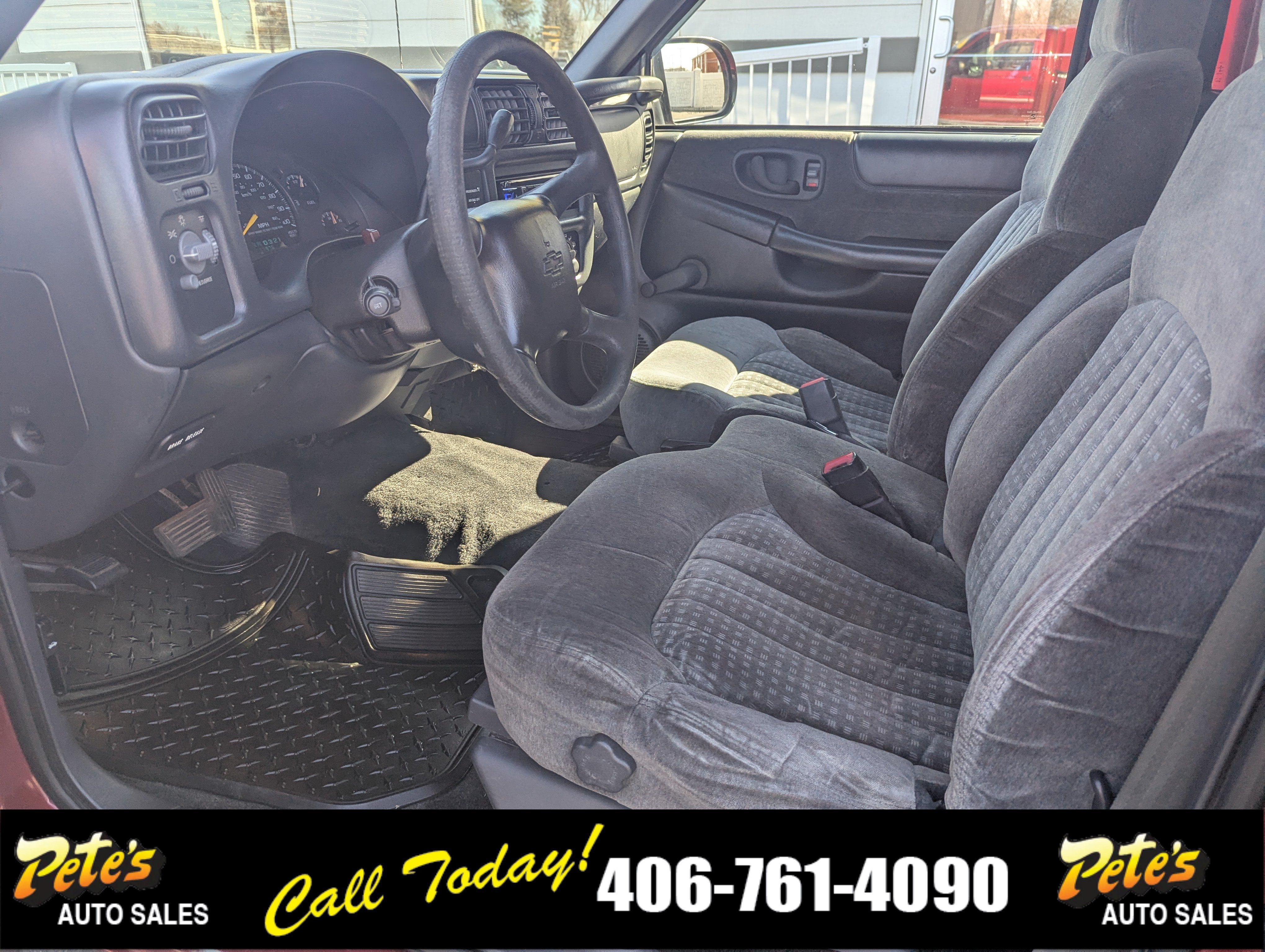 Used 2001 Chevrolet S10 Pickup LS w/ Preferred Equipment Group RWD image 17