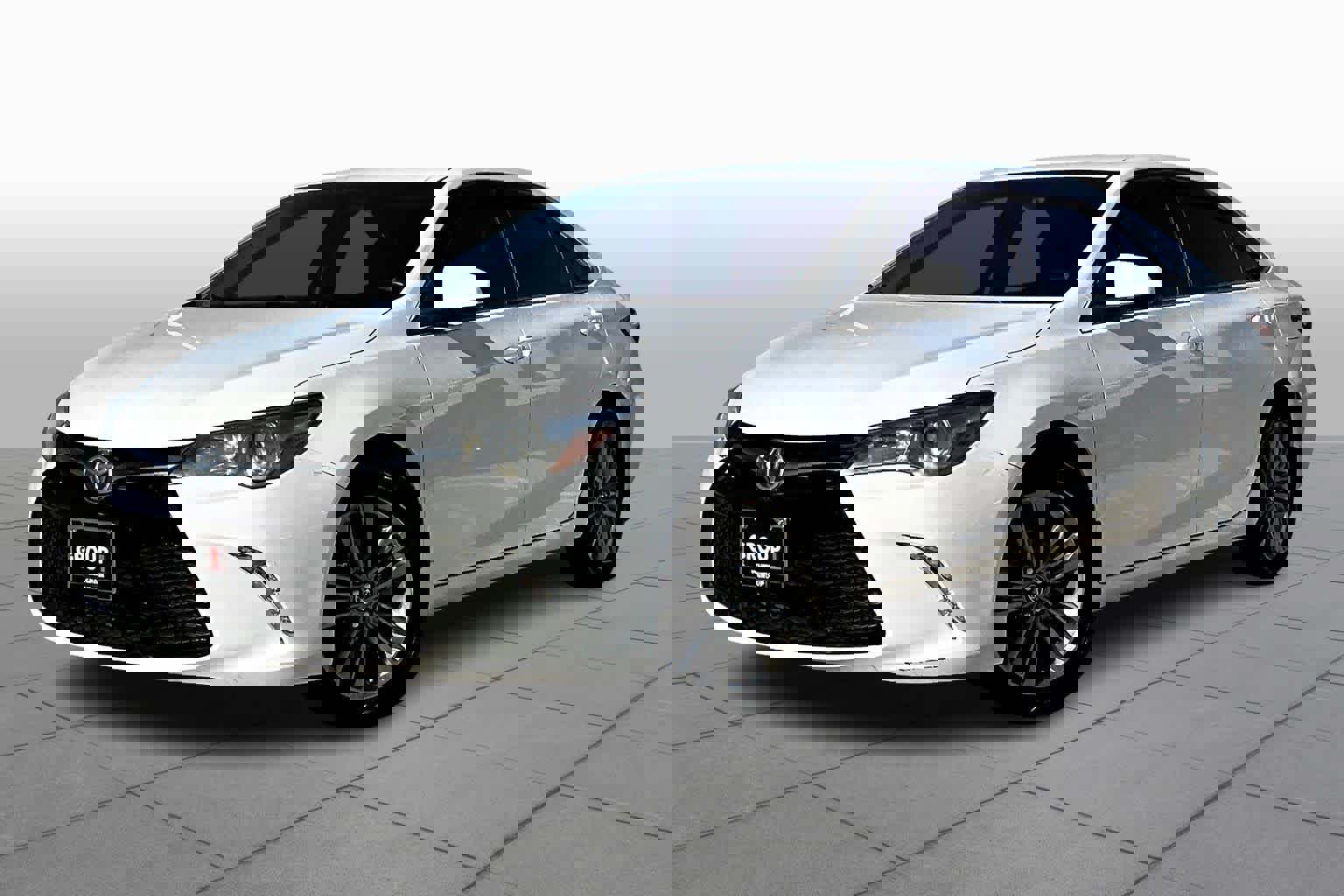 Used 2017 Toyota Camry SE