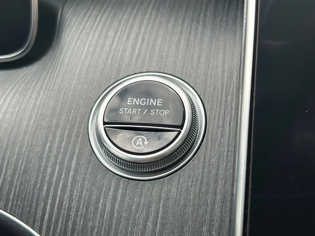 Used 2022 Mercedes-Benz C 300 Sedan w/ Advanced USB Package image 45