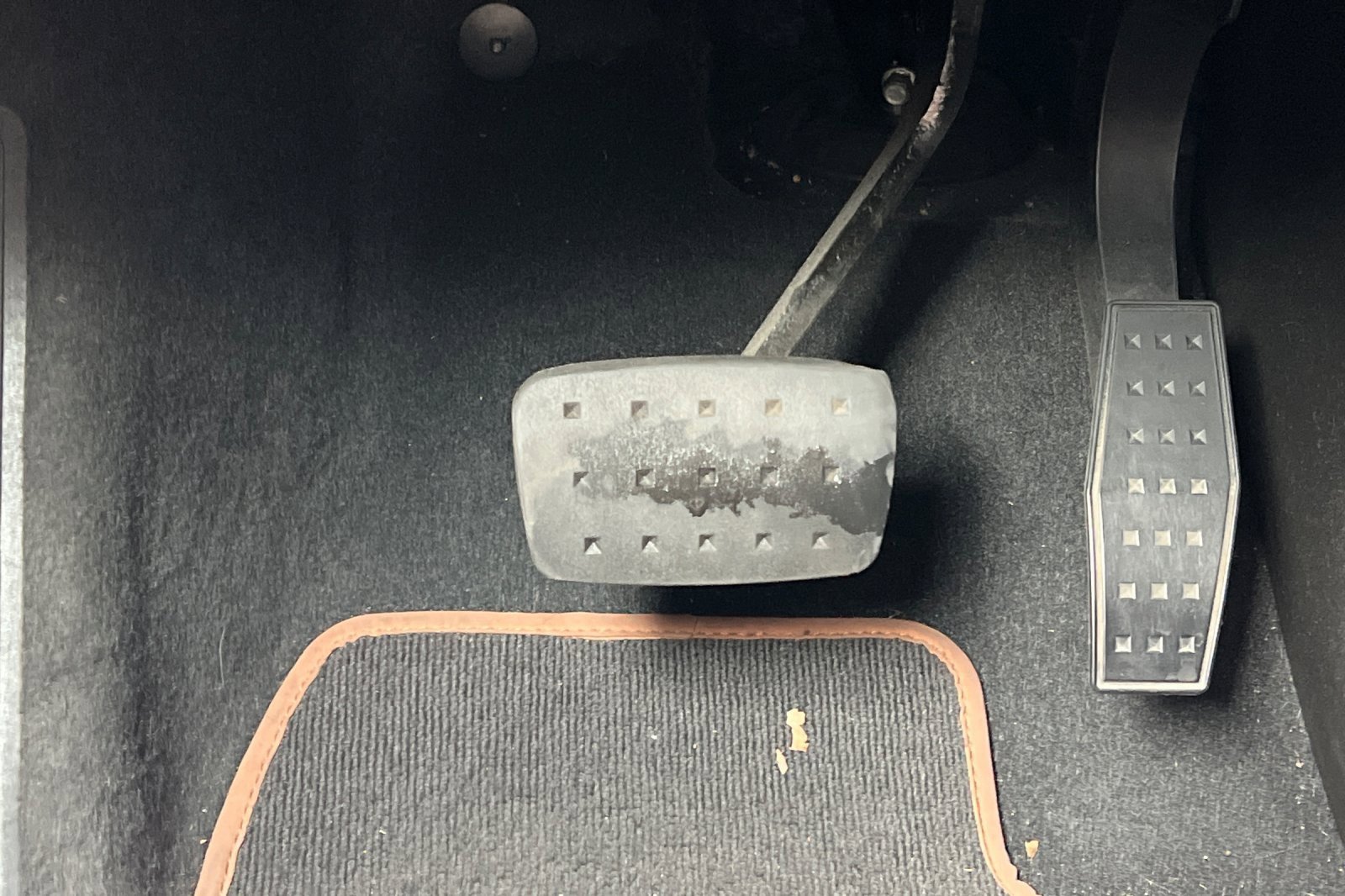 Used 2023 GMC Acadia AT4 w/ Technology Package image 46