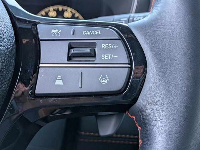 Used 2025 Honda Pilot TrailSport image 29