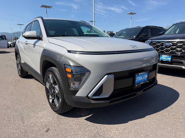 Used 2025 Hyundai Kona SEL AWD/4WD image 4