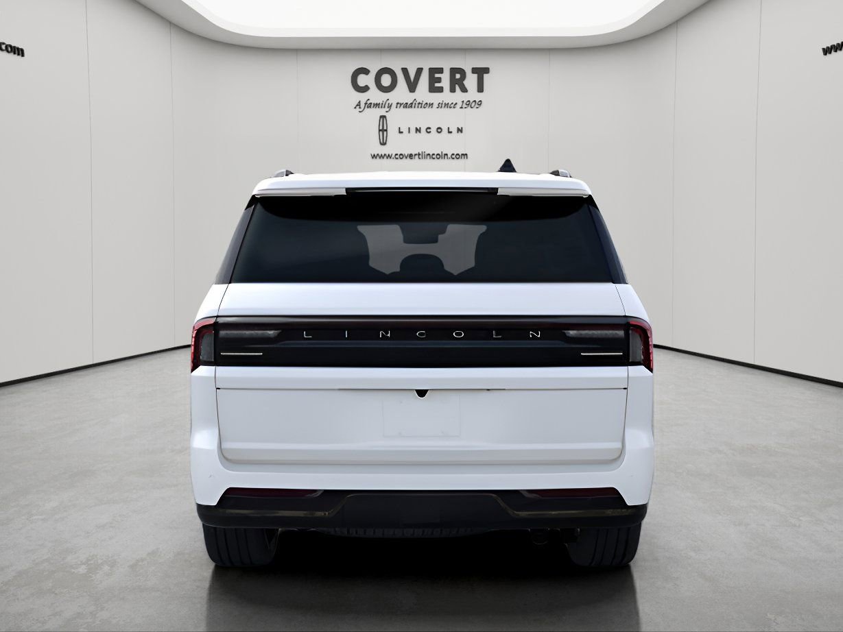 New 2025 Lincoln Navigator Reserve w/ Jet Appearance Package image 5