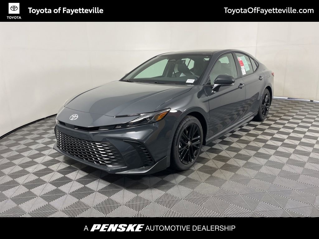 Used 2026 Toyota Camry SE w/ Convenience Package FWD image 1