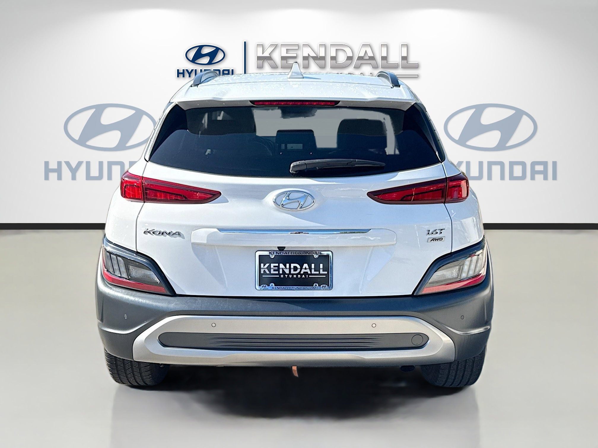 Used 2023 Hyundai Kona Limited w/ Cargo Package image 5