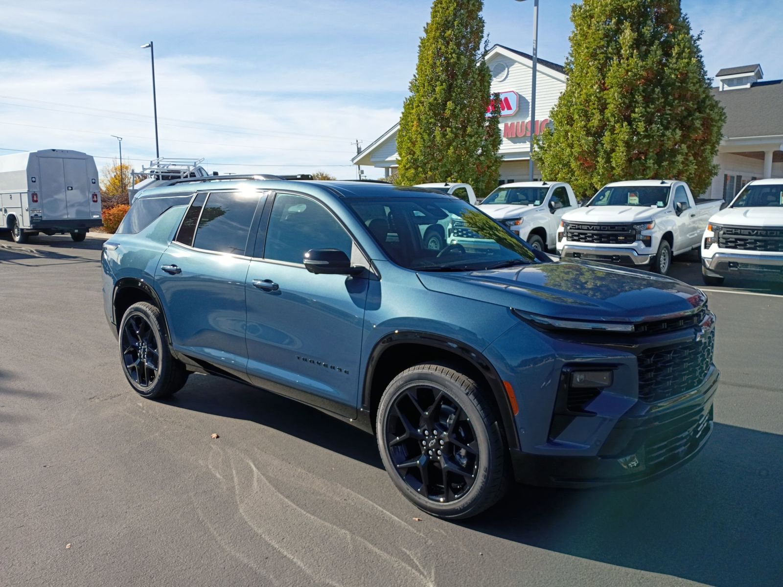 New 2026 Chevrolet Traverse RS image 9
