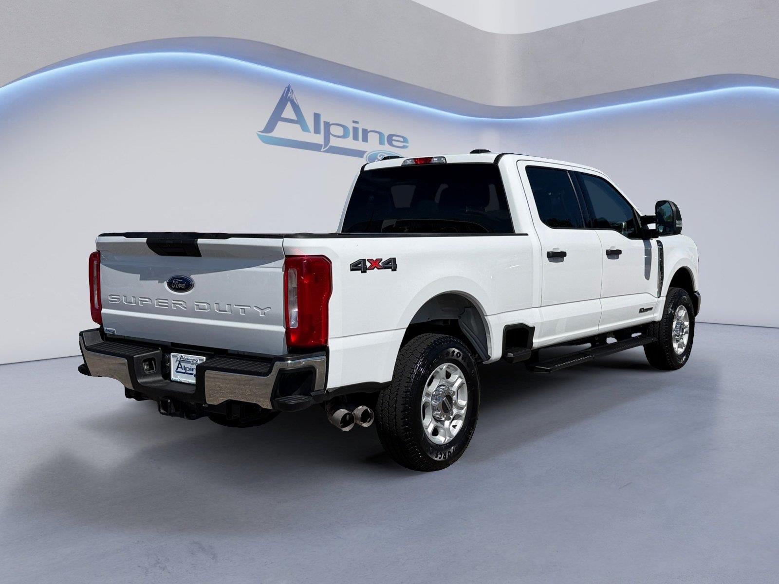 Certified 2025 Ford F250 XLT AWD/4WD image 5