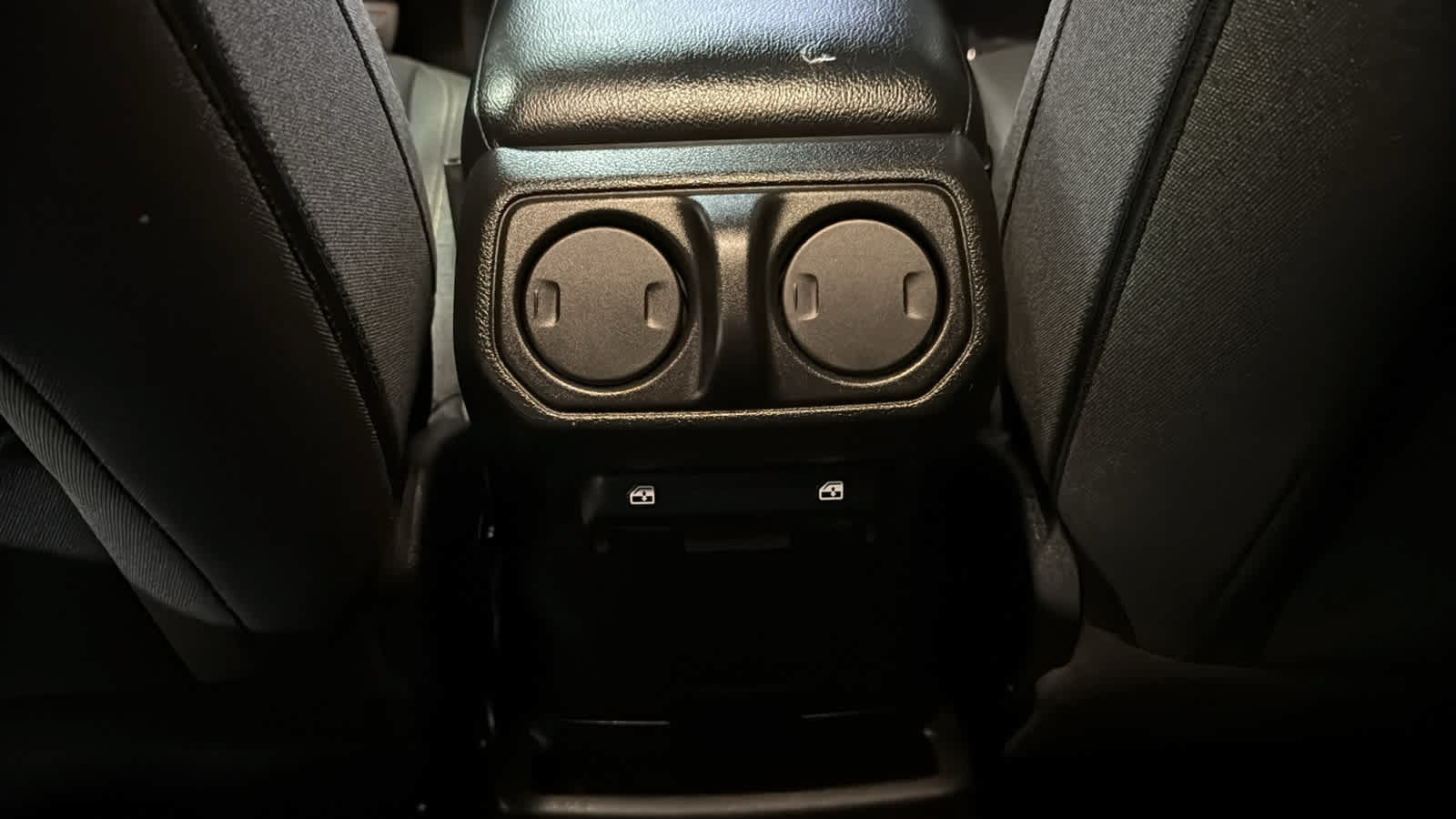 Used 2024 Jeep Wrangler Unlimited AWD/4WD image 28